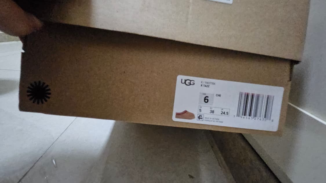 미국정품 UGG 어그 키즈 타즈 size 6(245) 새 상품 상품이미지6