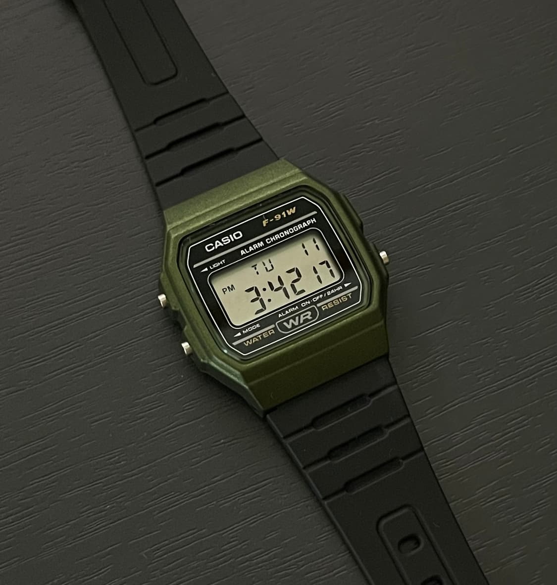 카시오 F-91W-3 카키 그린 빈티지 레트로 디지털 시계 상품이미지1