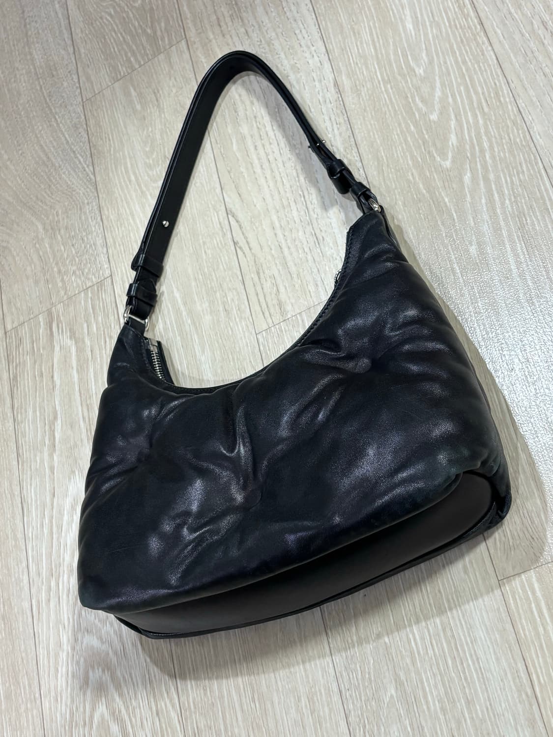 마르지엘라 글램슬램 호보 스몰 숄더백 상품이미지6