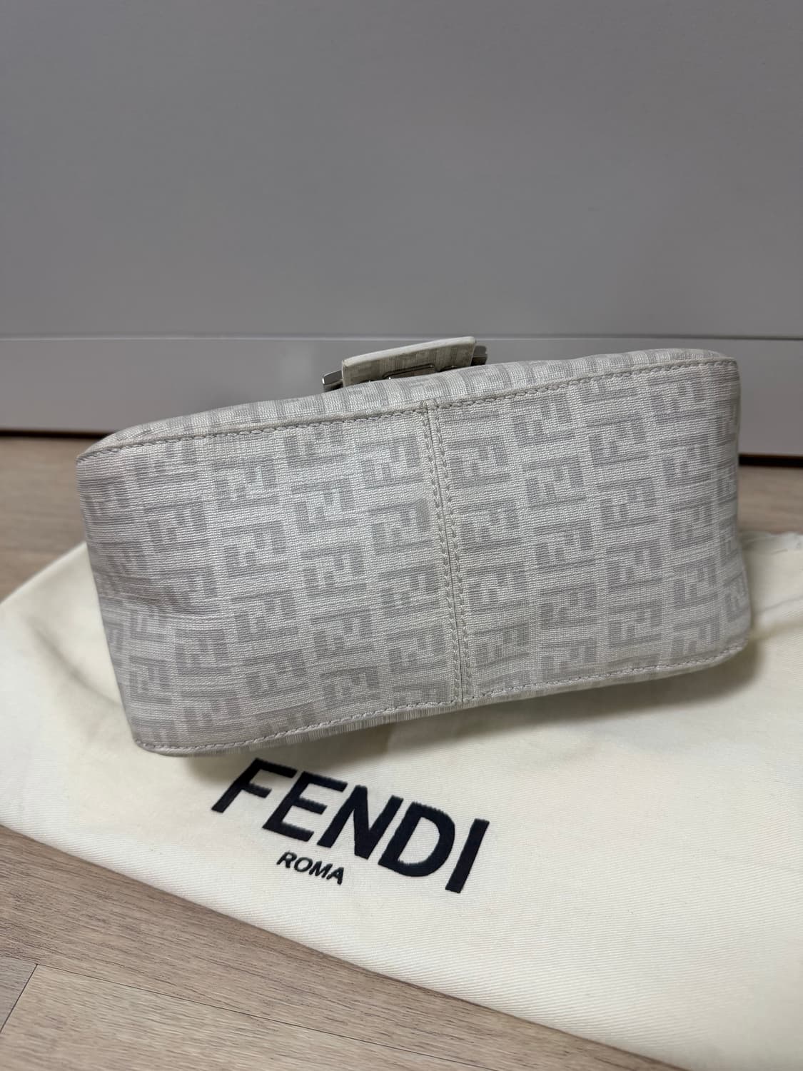 펜디맘마체인백 상품이미지3