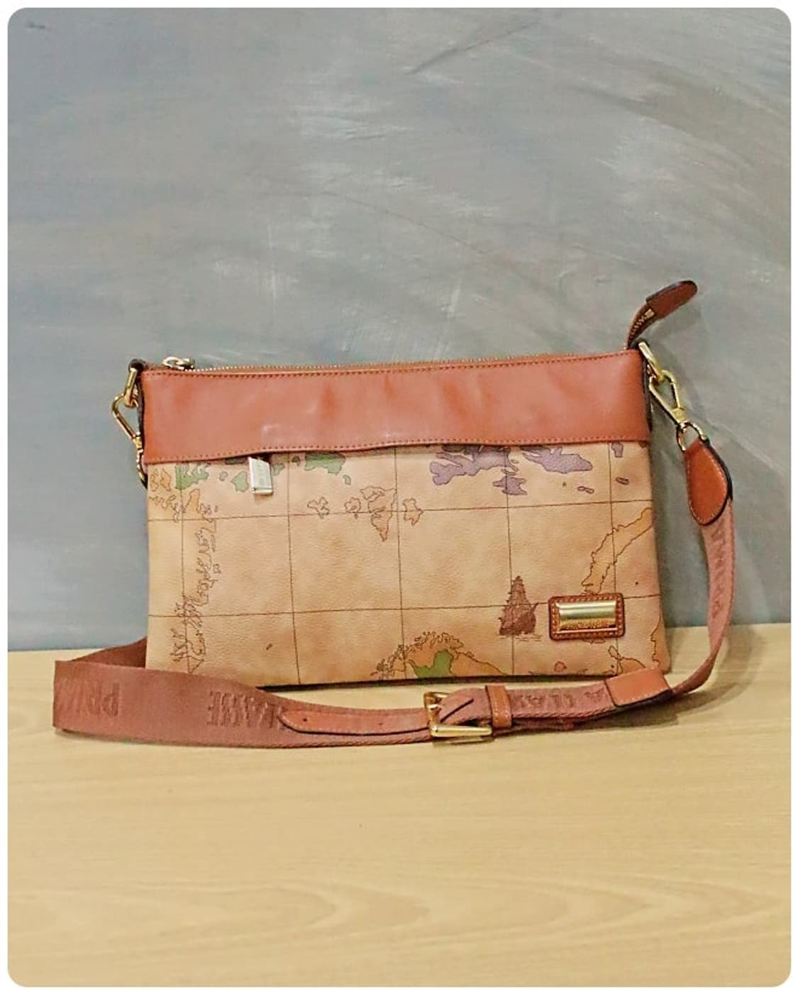 프리마클라쎄 빈티지 가죽 크로스백 상품이미지2