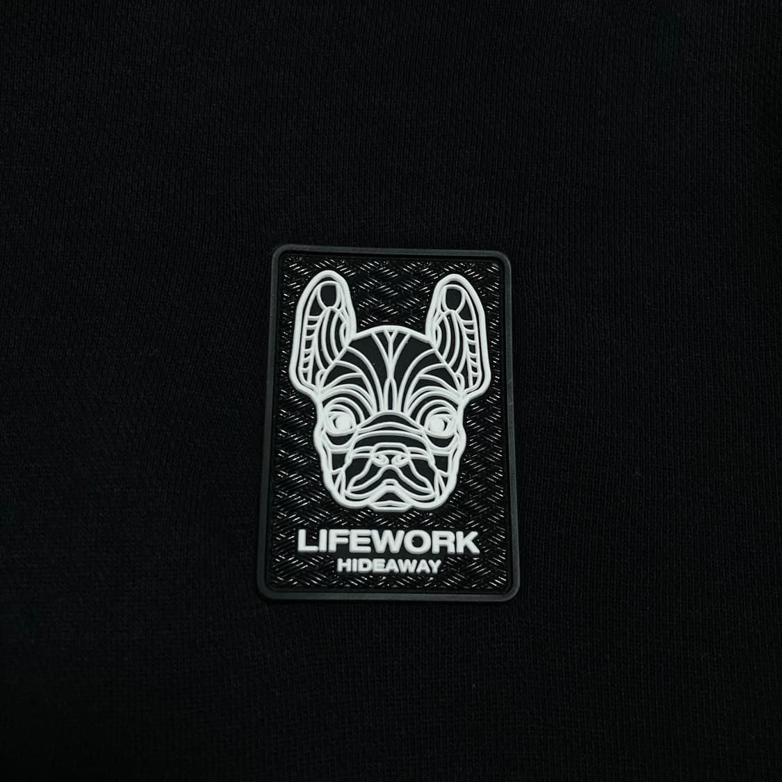라이프워크 스몰 로고 블랙 후드티 상품이미지2
