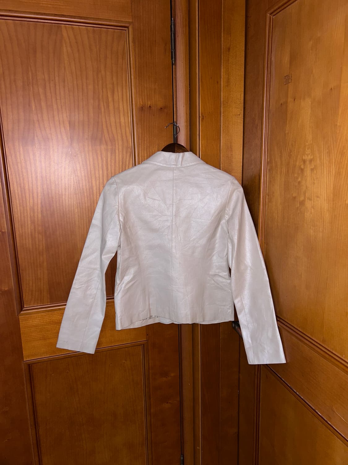 Pearl Ivory Leather Jacket 상품이미지3