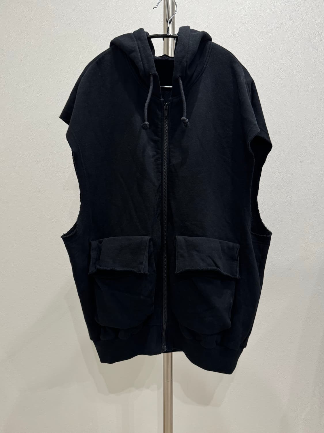 언더커버 22ss 백포켓 오버사이즈 후드 베스트 상품이미지1