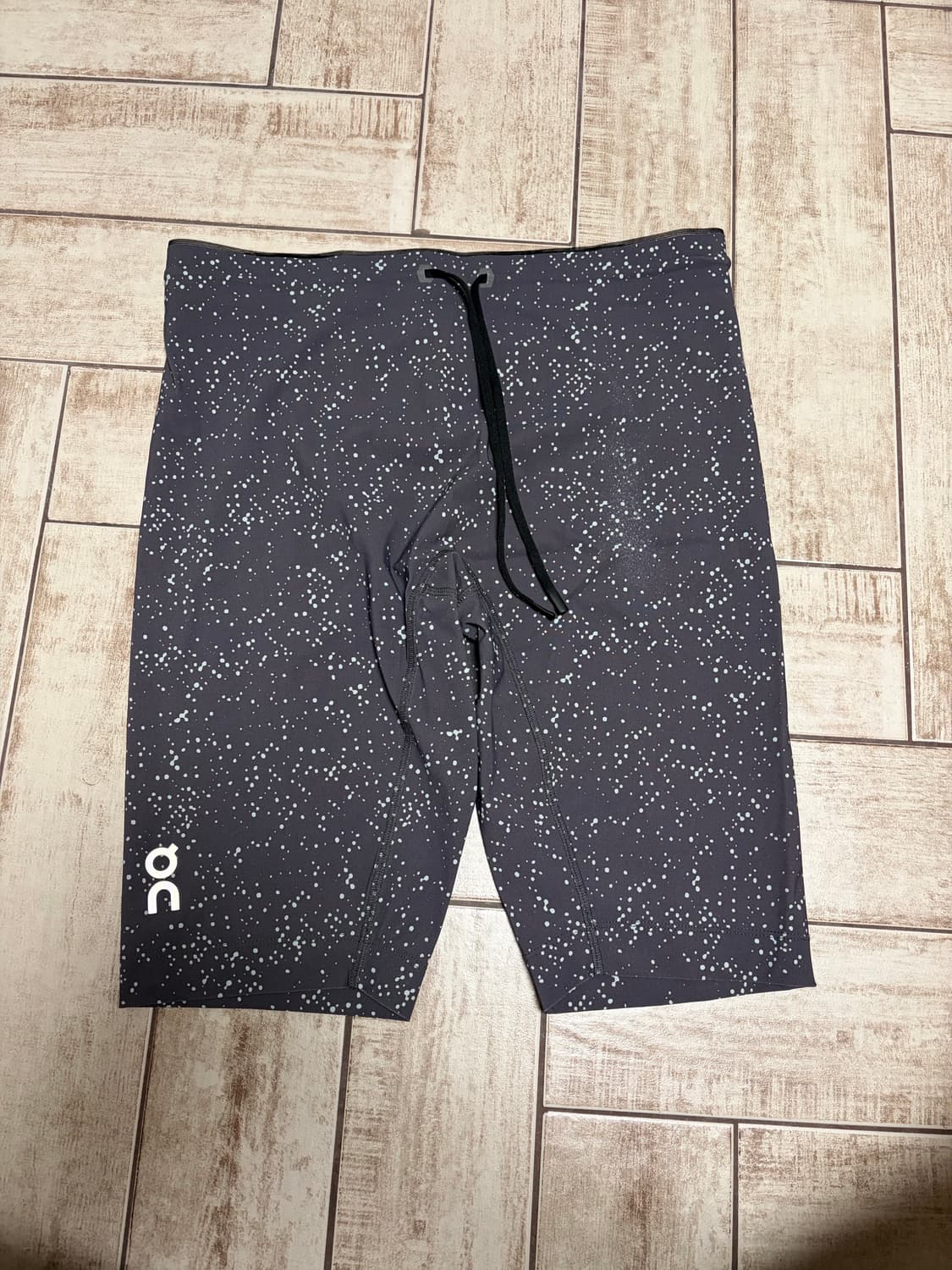 온러닝 레이스 타이즈 M 판매 상품이미지1