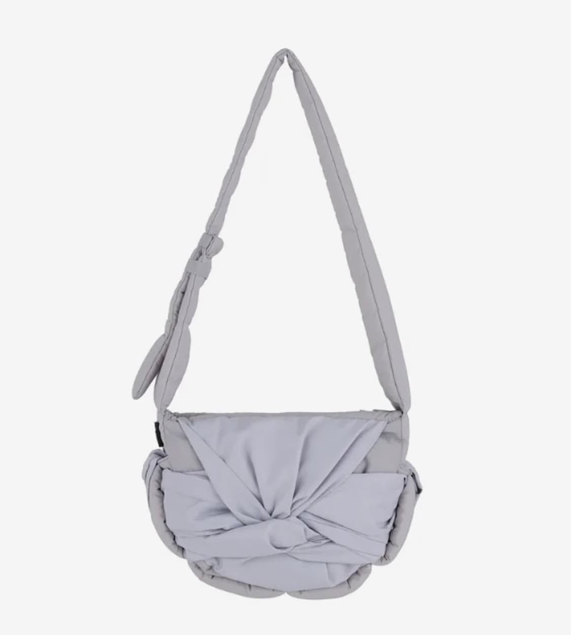 이우가마카라스 미니 패딩 백 상품이미지1