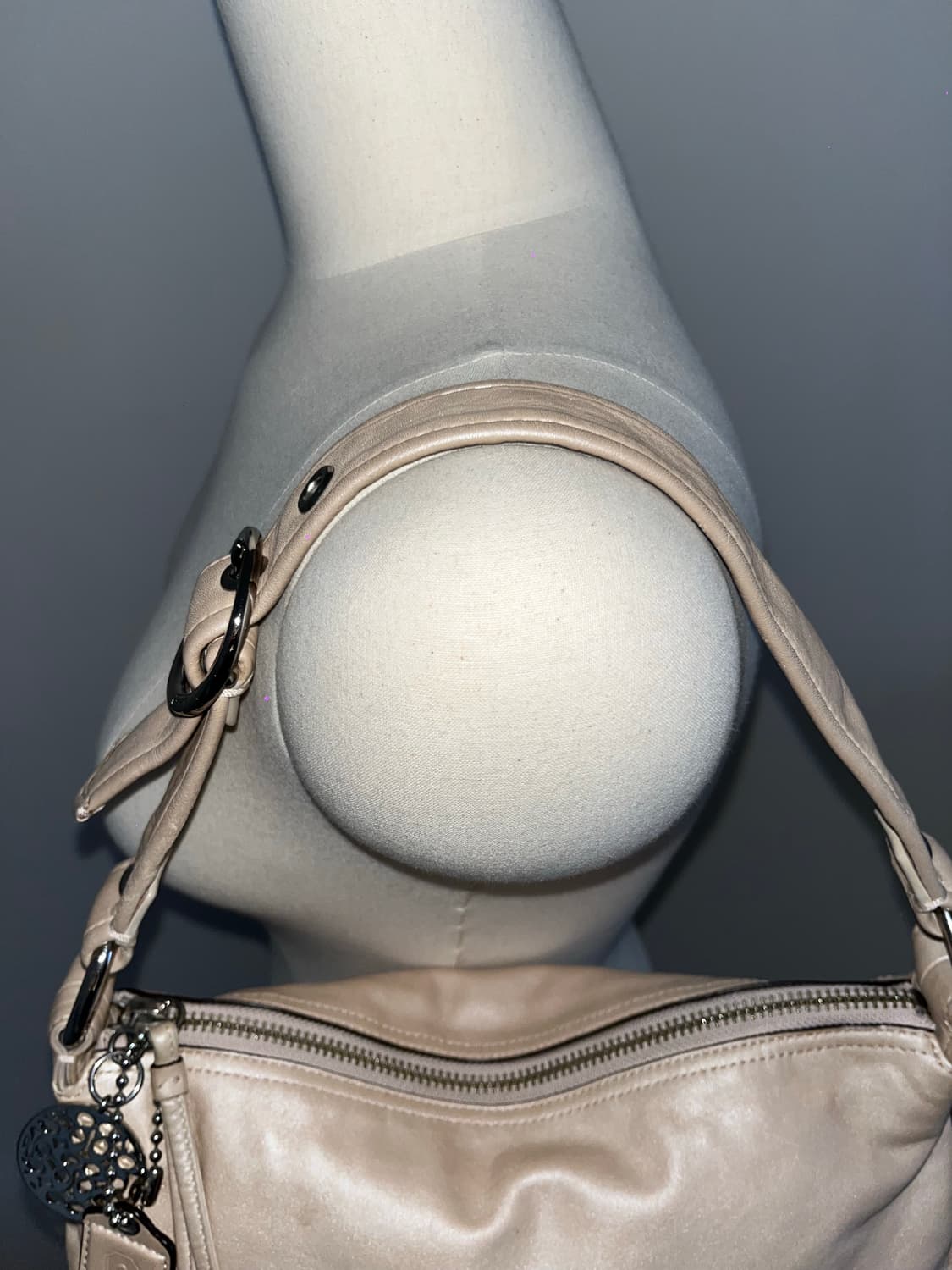 🎉BLACK FRIDAY🎉 Coach creamBag 상품이미지6