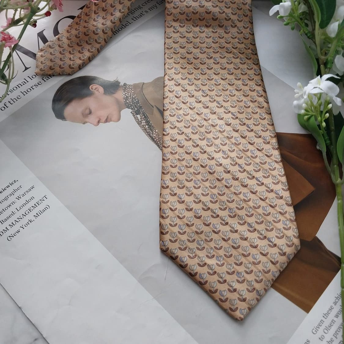 니나리치 실크 브라운 플라워 패턴 넥타이 9.1cm A+등급 K1694
 상품이미지3