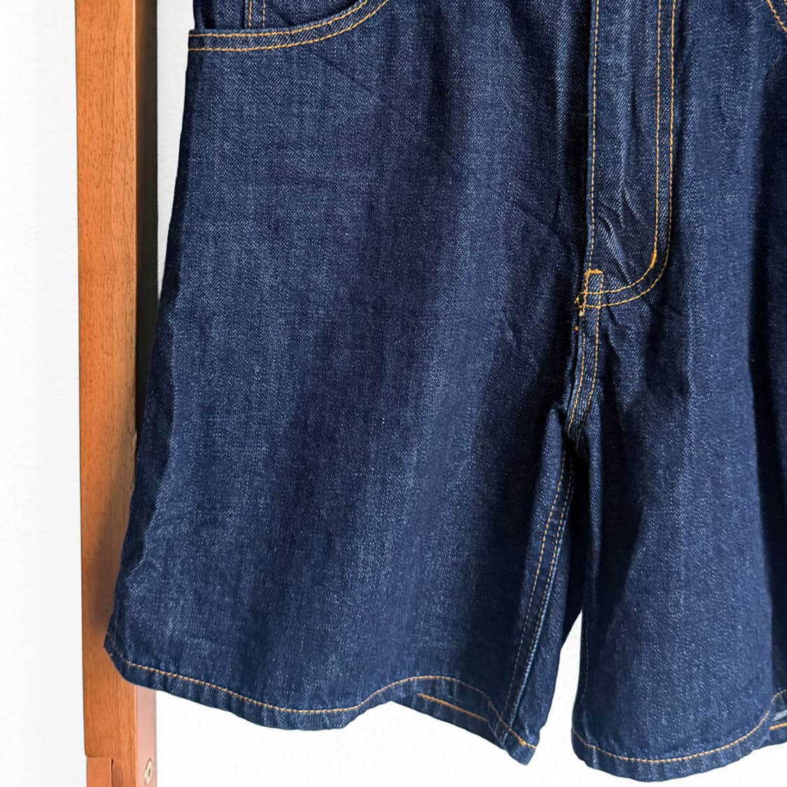 [EARTH MUSIC & ECOLOGY] 딥인디고 데님 하프팬츠 상품이미지4