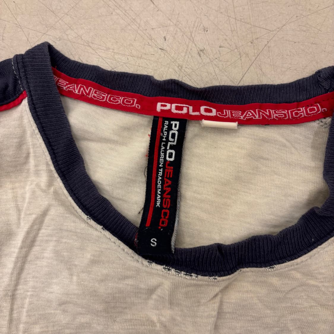 폴로 진스 컴퍼니 사이드라인 빅로고 반팔티 상품이미지3
