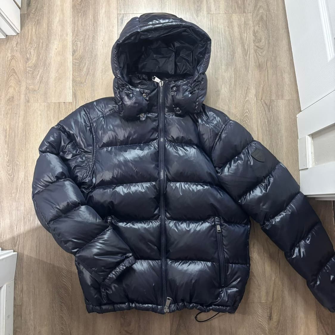 23FW 폴로 랄프 로렌 글로시 후드 다운 패딩 네이비 상품이미지1