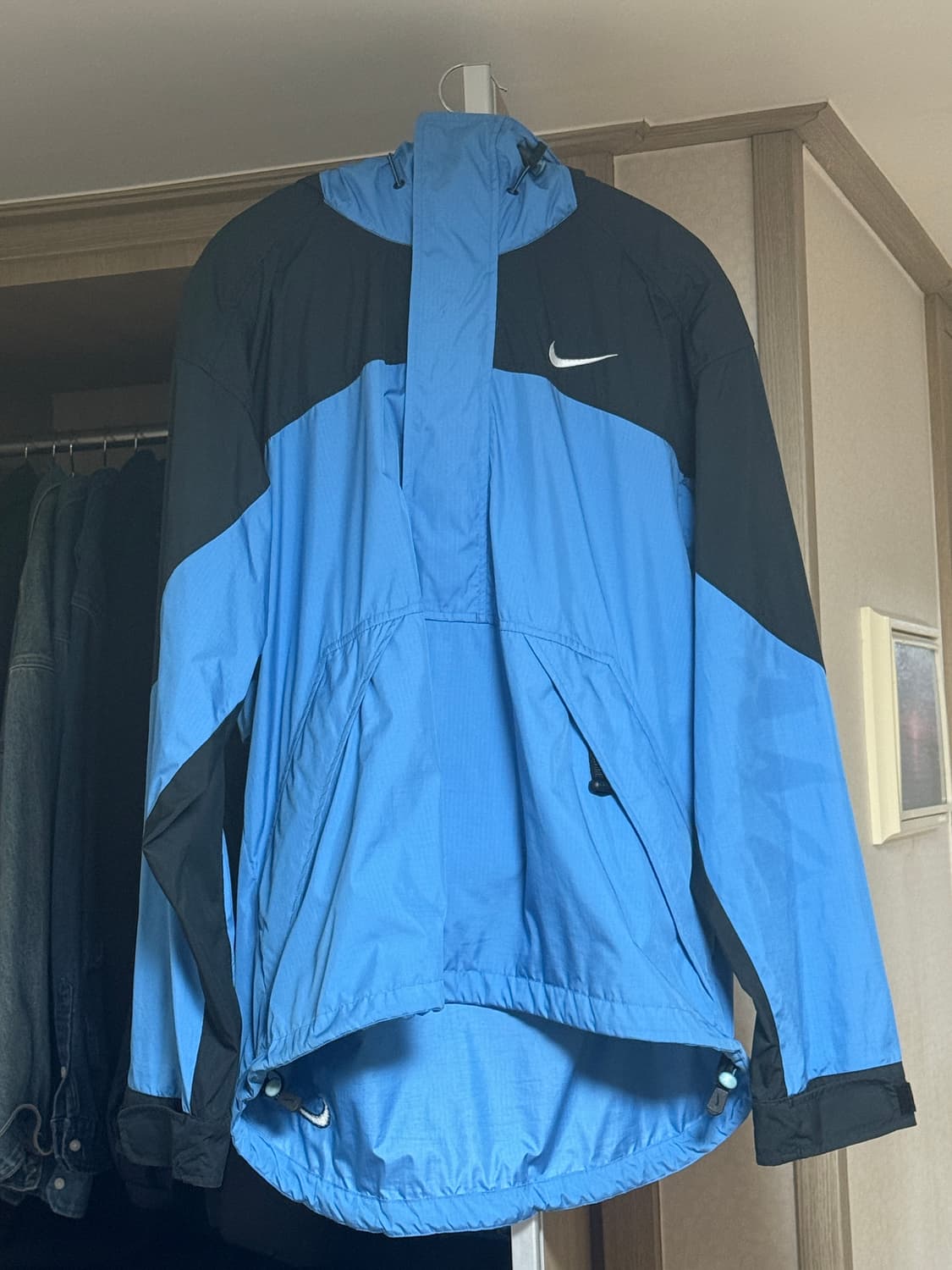 나이키 ACG 미드로고 아노락 M 팝니다 상품이미지4