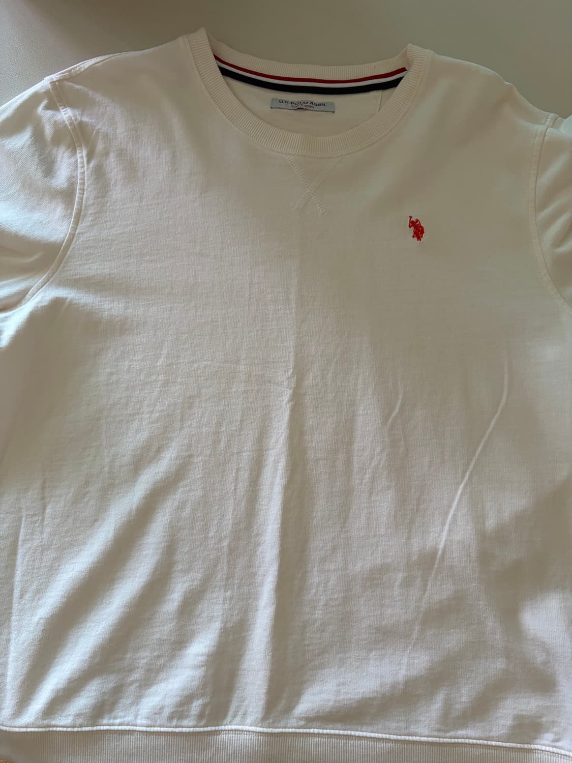 폴로 아센 화이트 맨투맨 상품이미지1