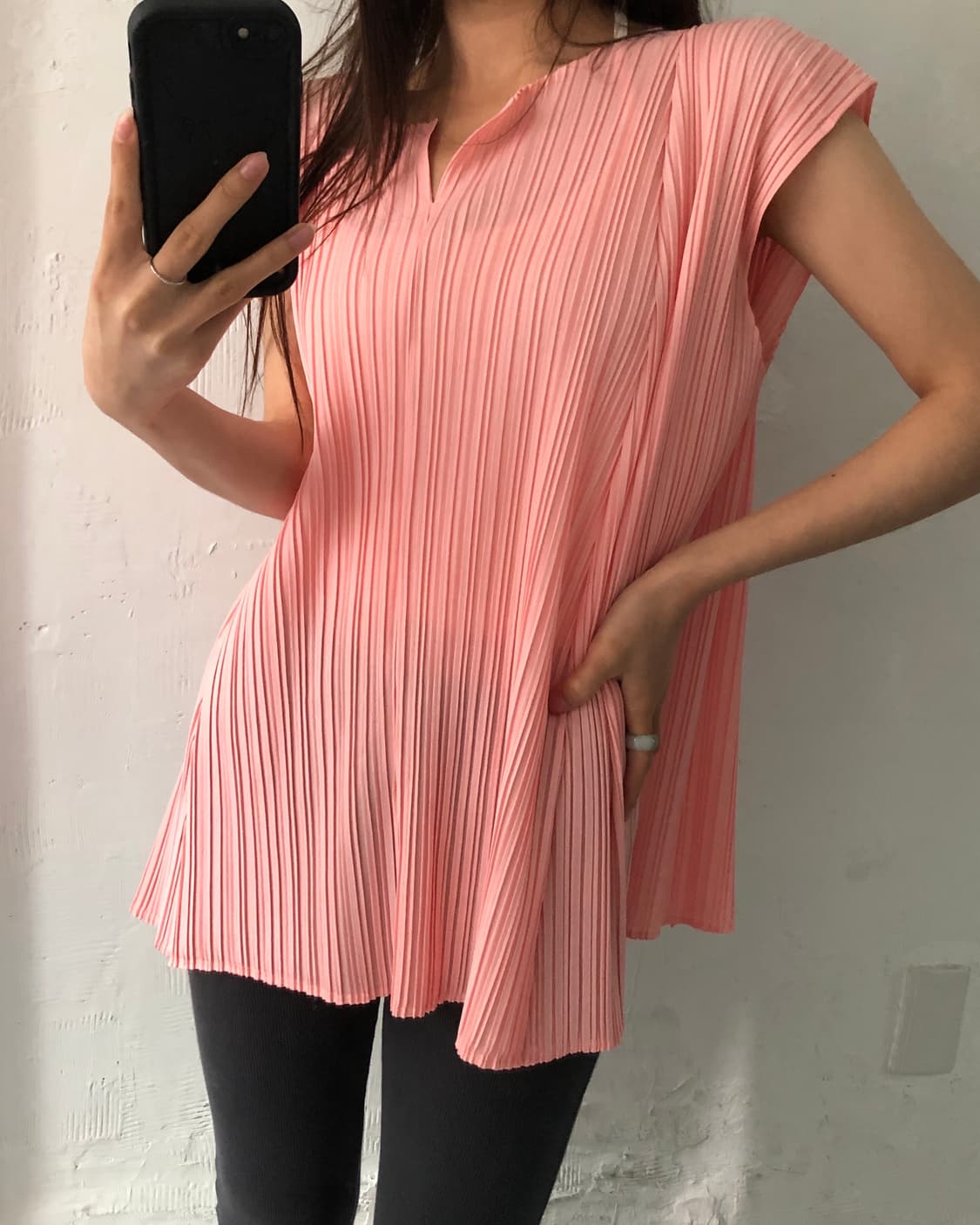 Pleats Please 플리츠플리즈 핑크 컬러 플리츠 슬리브리스 상품이미지3