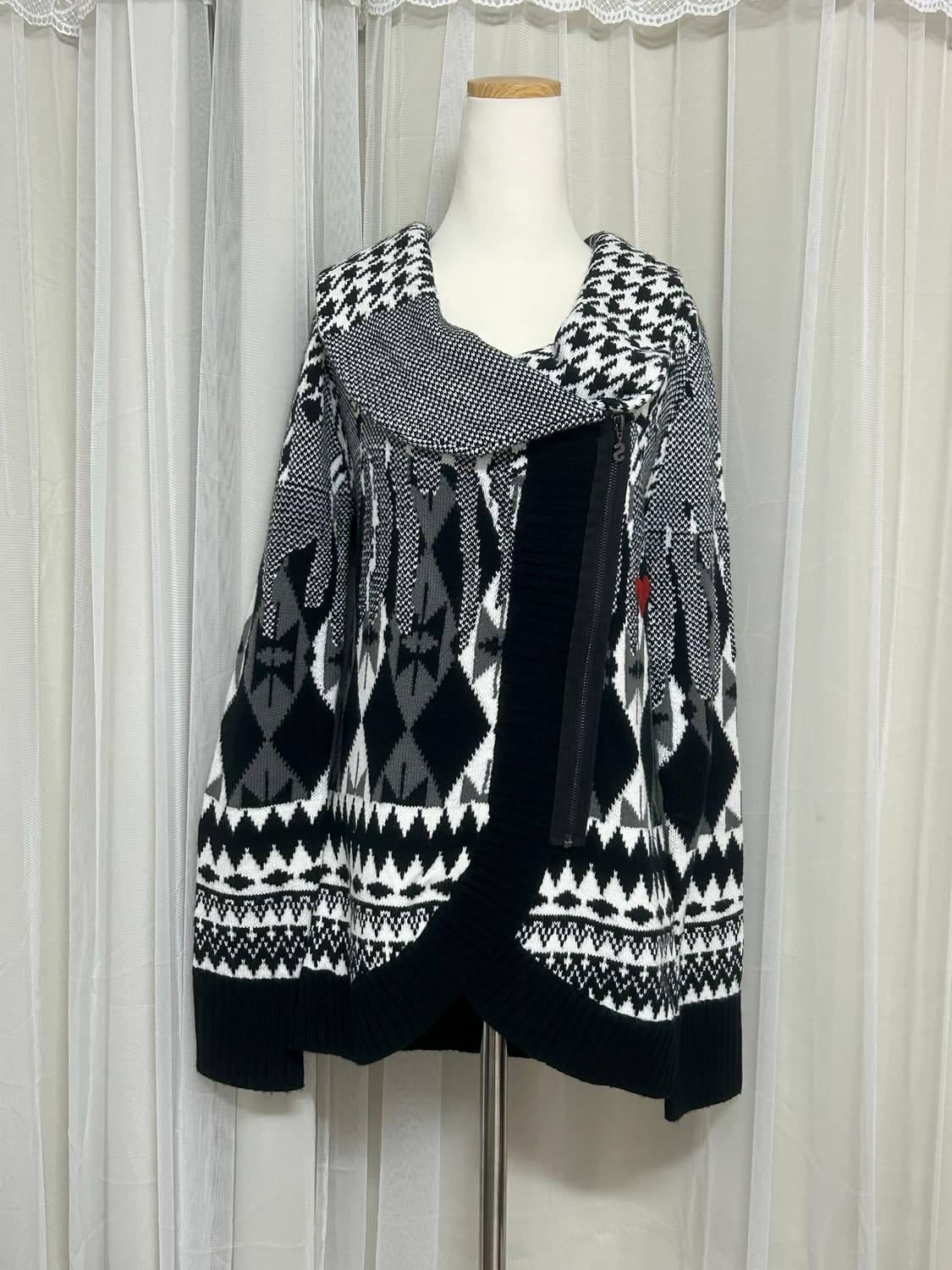 데시구알 오리엔탈 기하학 패턴 가디건 상품이미지2