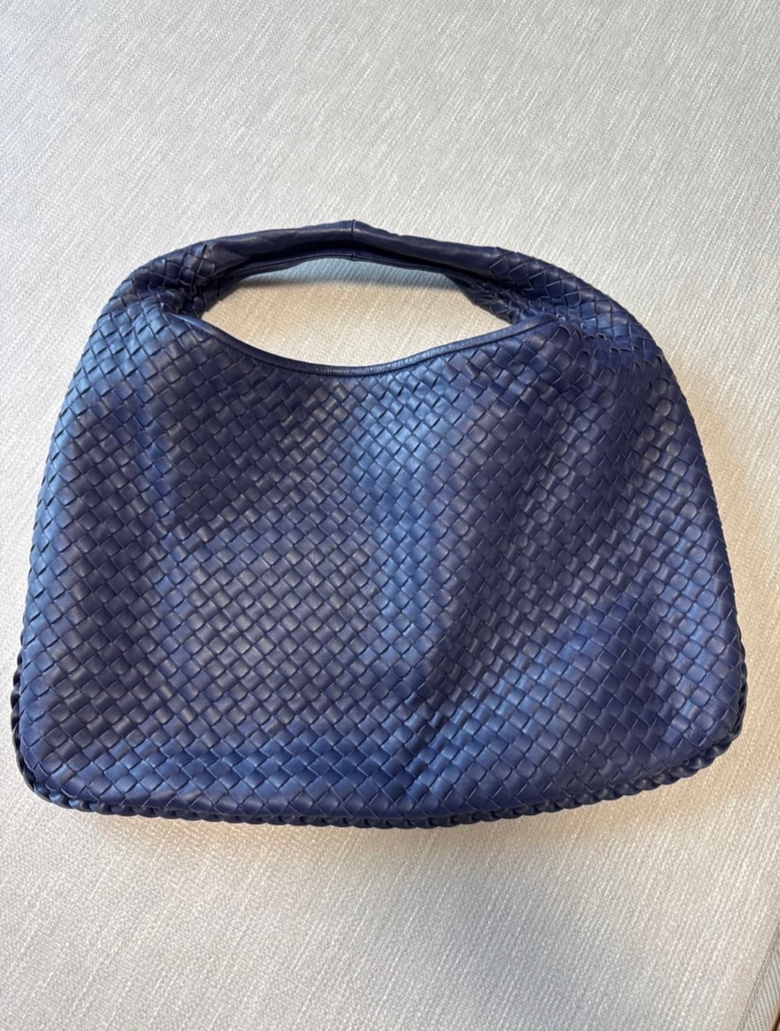 보테가베네타 인트레치아토 호보백 네이비 상품이미지1