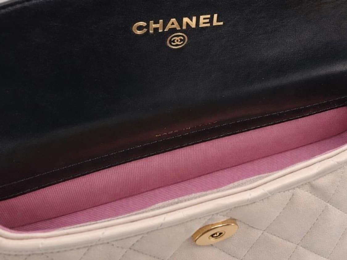 [S급] 샤넬 체인 플랩 폰 홀더 백 판매합니다!!! 상품이미지4
