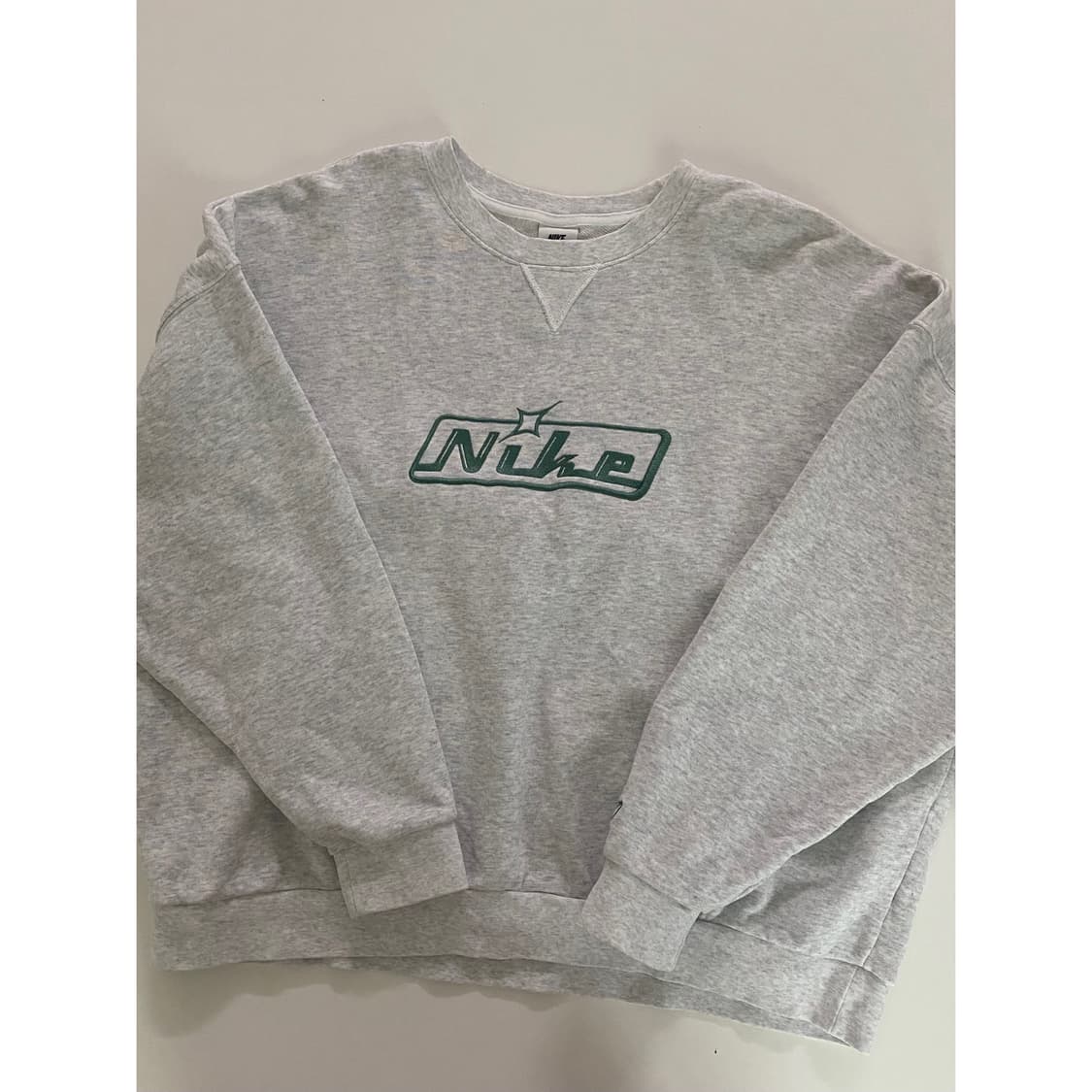 나이키 맨투맨 상품이미지1