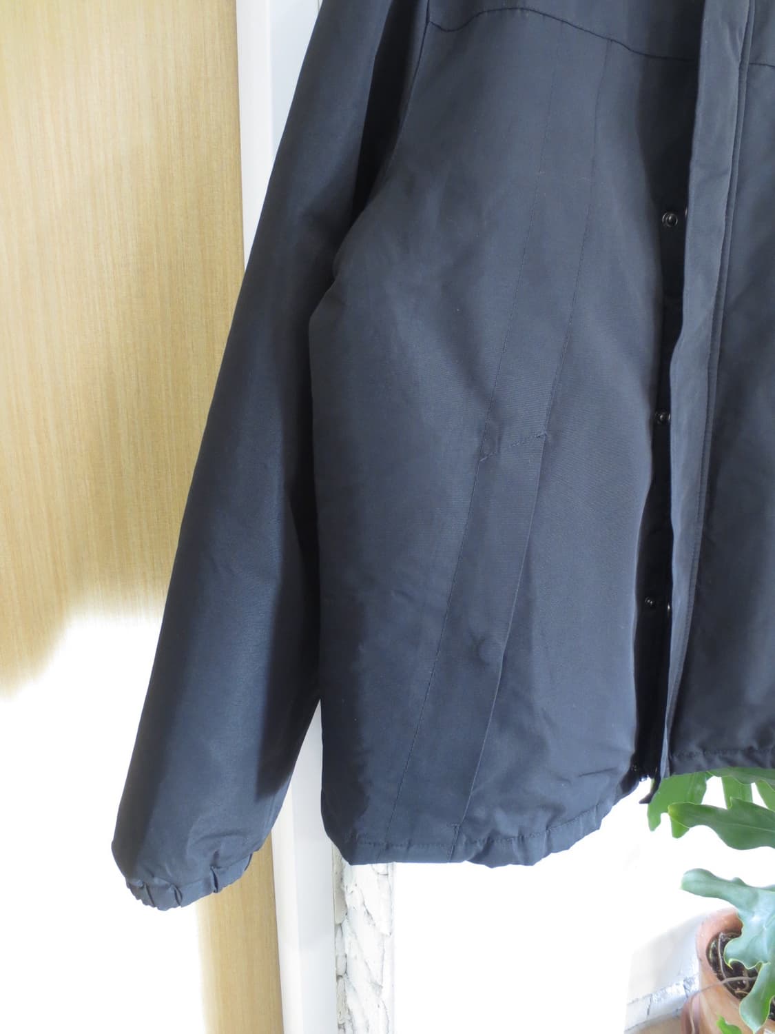 vintage black down jacket 상품이미지3
