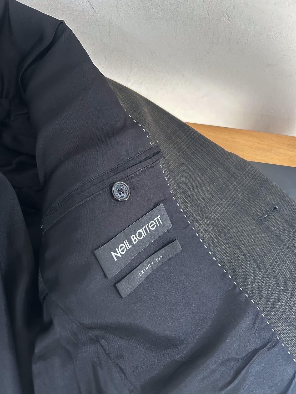 Neil Barrett 상품이미지9