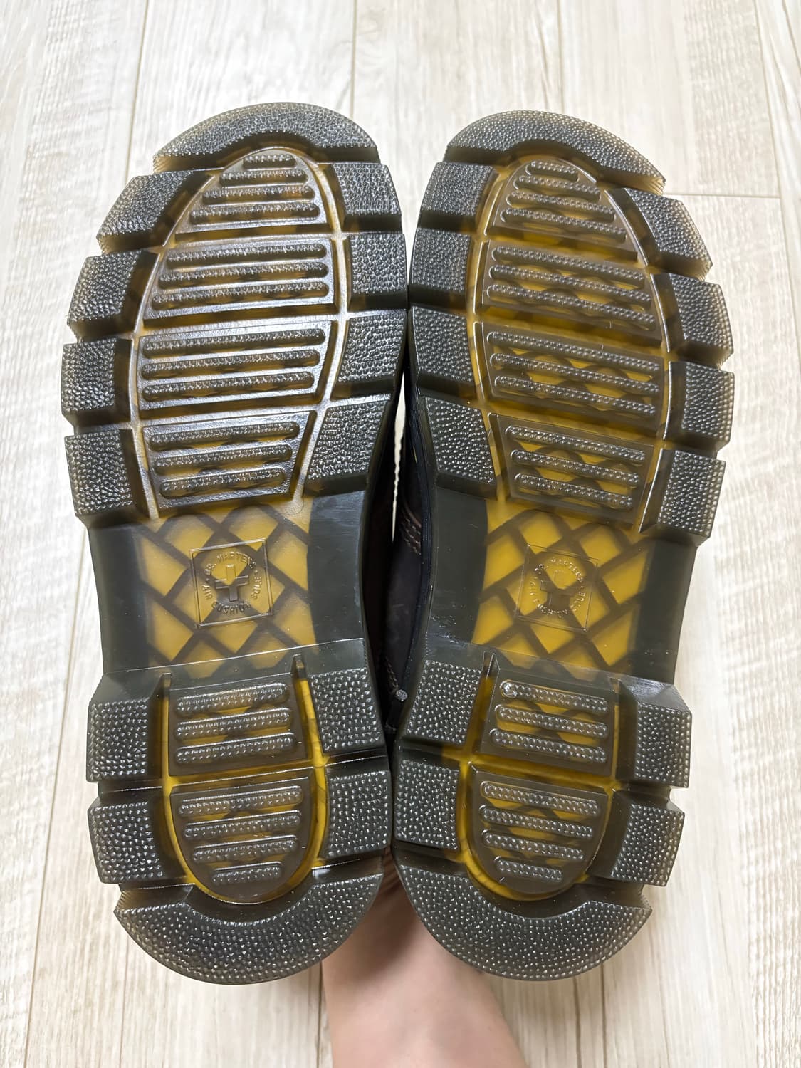 닥터마틴 리더 크레이지홀스 270 상품이미지6