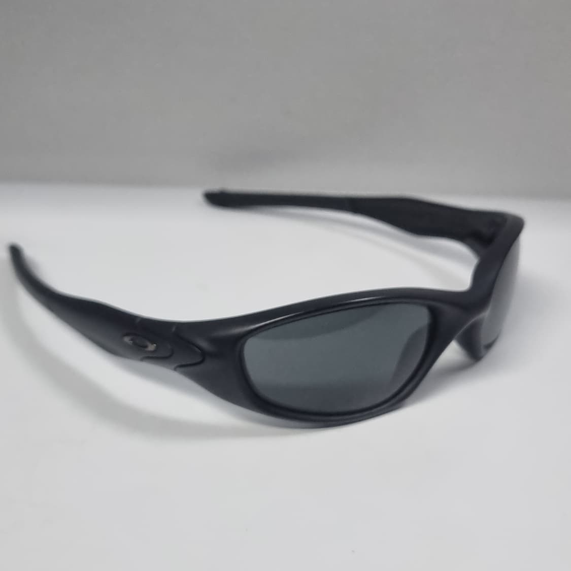 오클리 미뉴트 2.0 매트블랙 새렌즈 상품이미지6