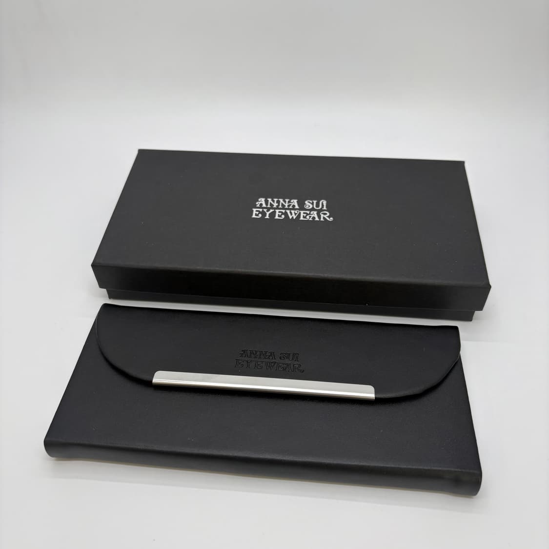 ANNASUI 안나수이 블랙 선글라스 (정품케이스 증정) 상품이미지7