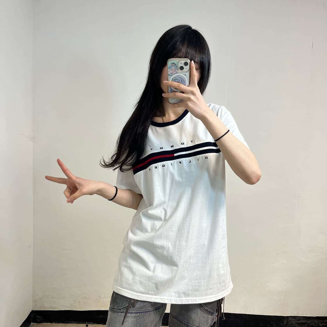 Tommy Hilfiger white big logo t-shirt 상품이미지2