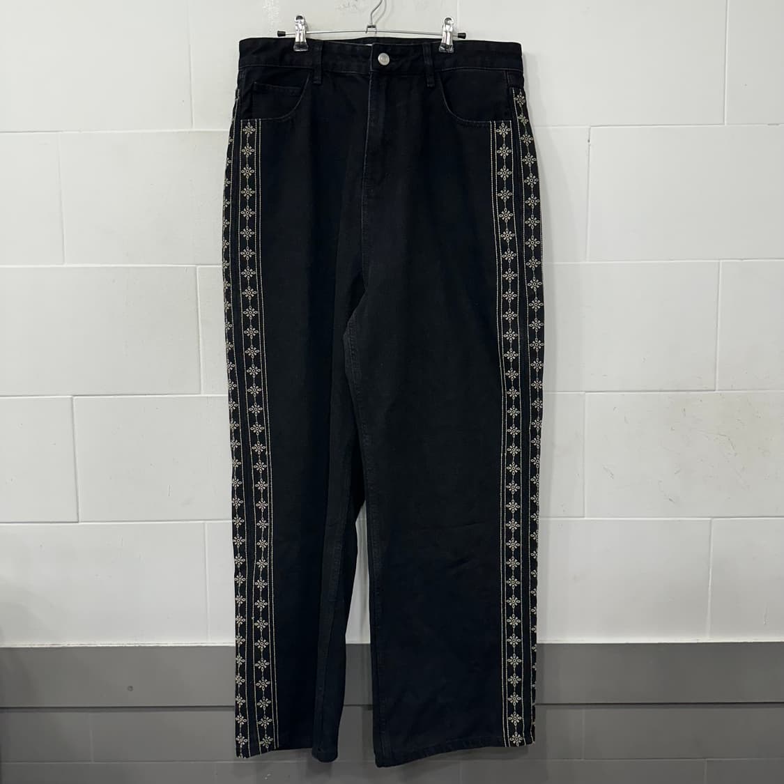 자수 와이드 데님팬츠 상품이미지1