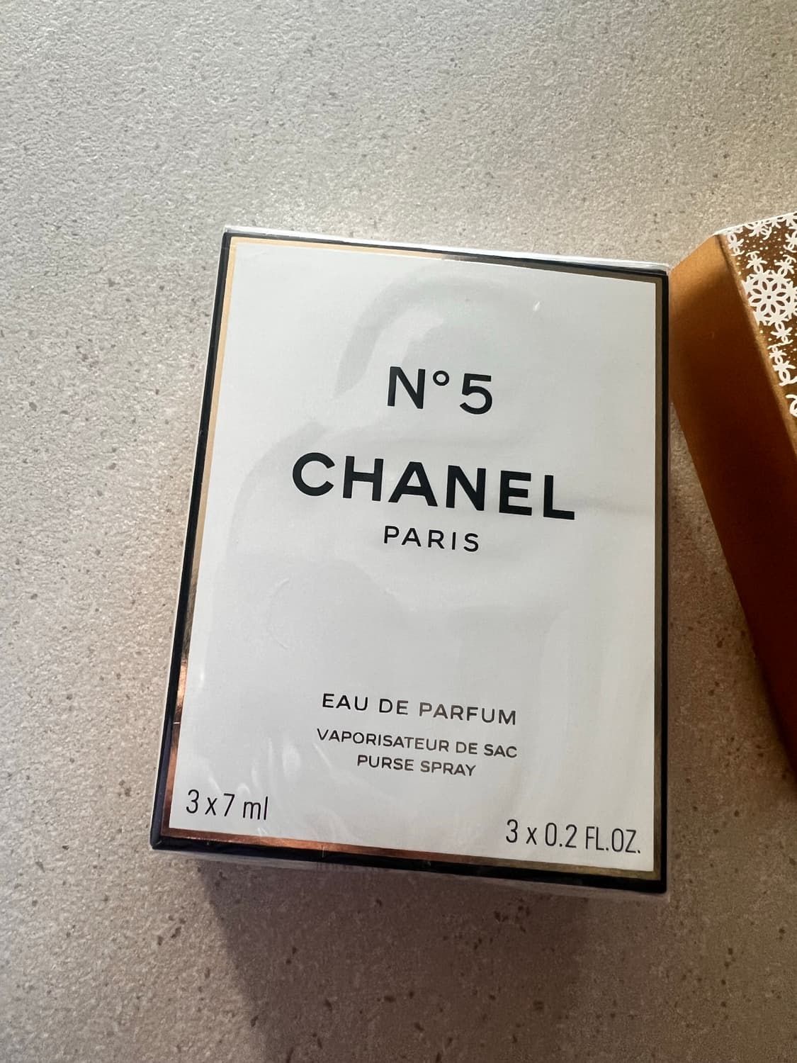 정품 미개봉 샤넬 넘버5 펄스 스프레이 블랙,2024한정 상품이미지3