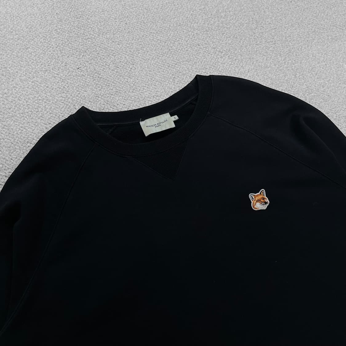 메종키츠네 폭스 헤드 맨투맨 블랙 상품이미지2