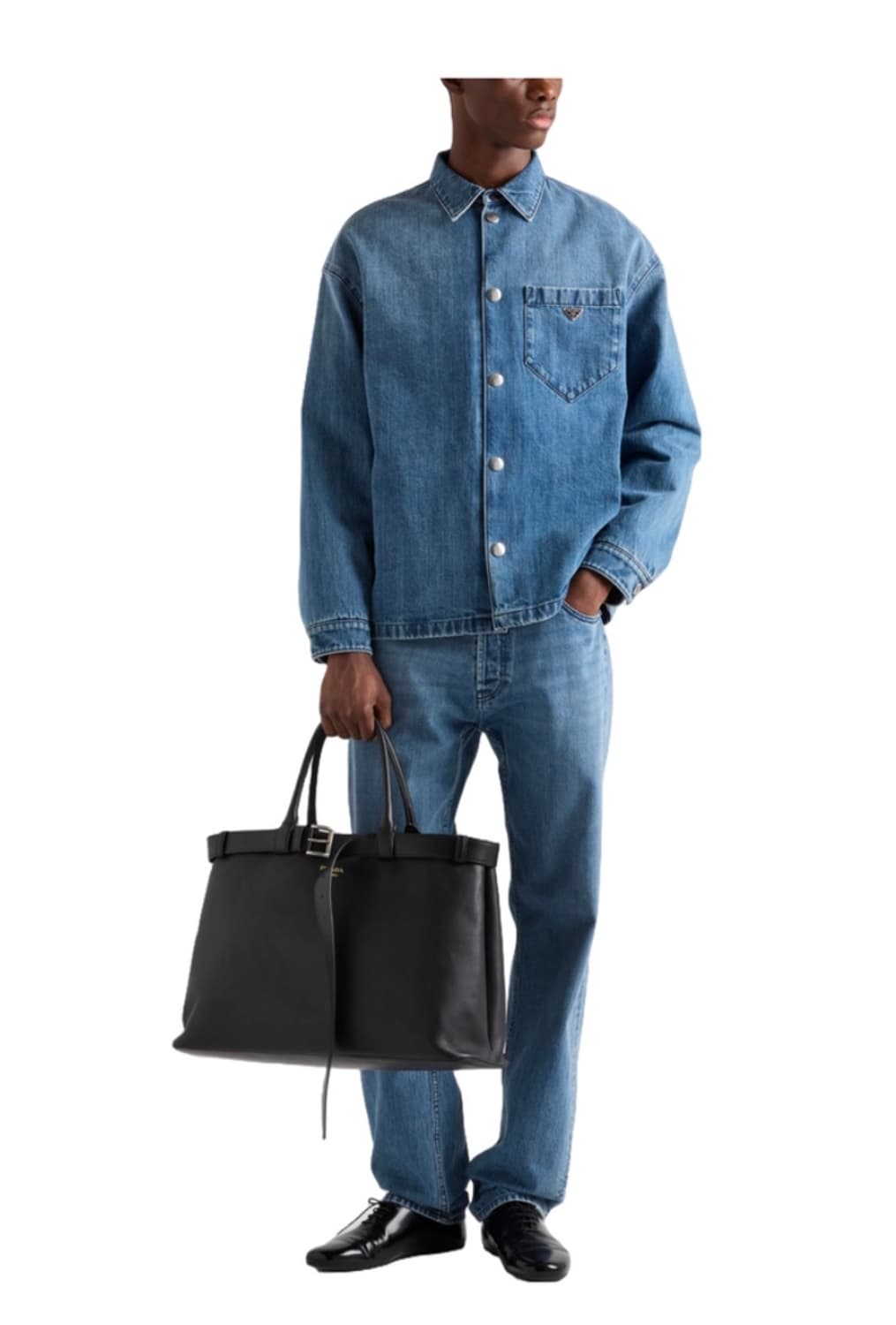 프라다 삼각로고 패딩 데님 오버핏 셔츠 자켓 라이트 블루 m 사이즈 상품이미지4