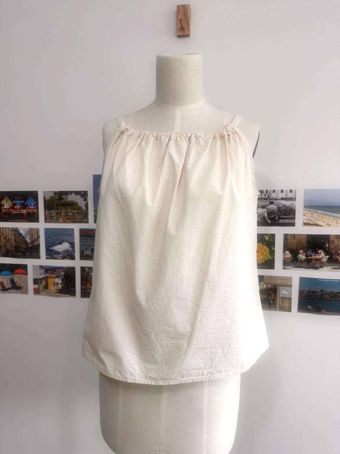 코튼소재 아이보리+베이지 슬리브리스 나시 상품이미지2