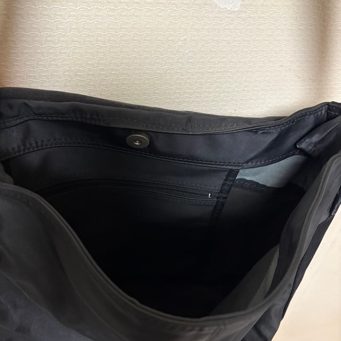 요지야마모토 YSACCS 가죽패치 숄더백 상품이미지4