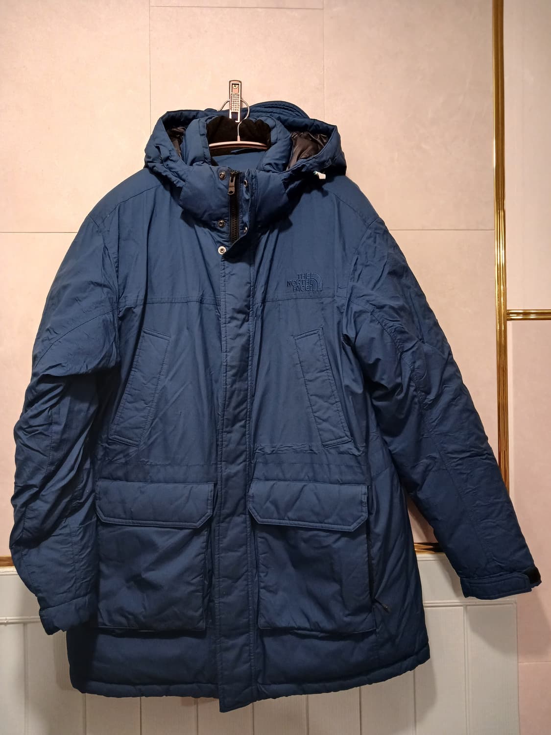 노스페이스 정품 남성 패딩 105 사이즈 상품이미지1