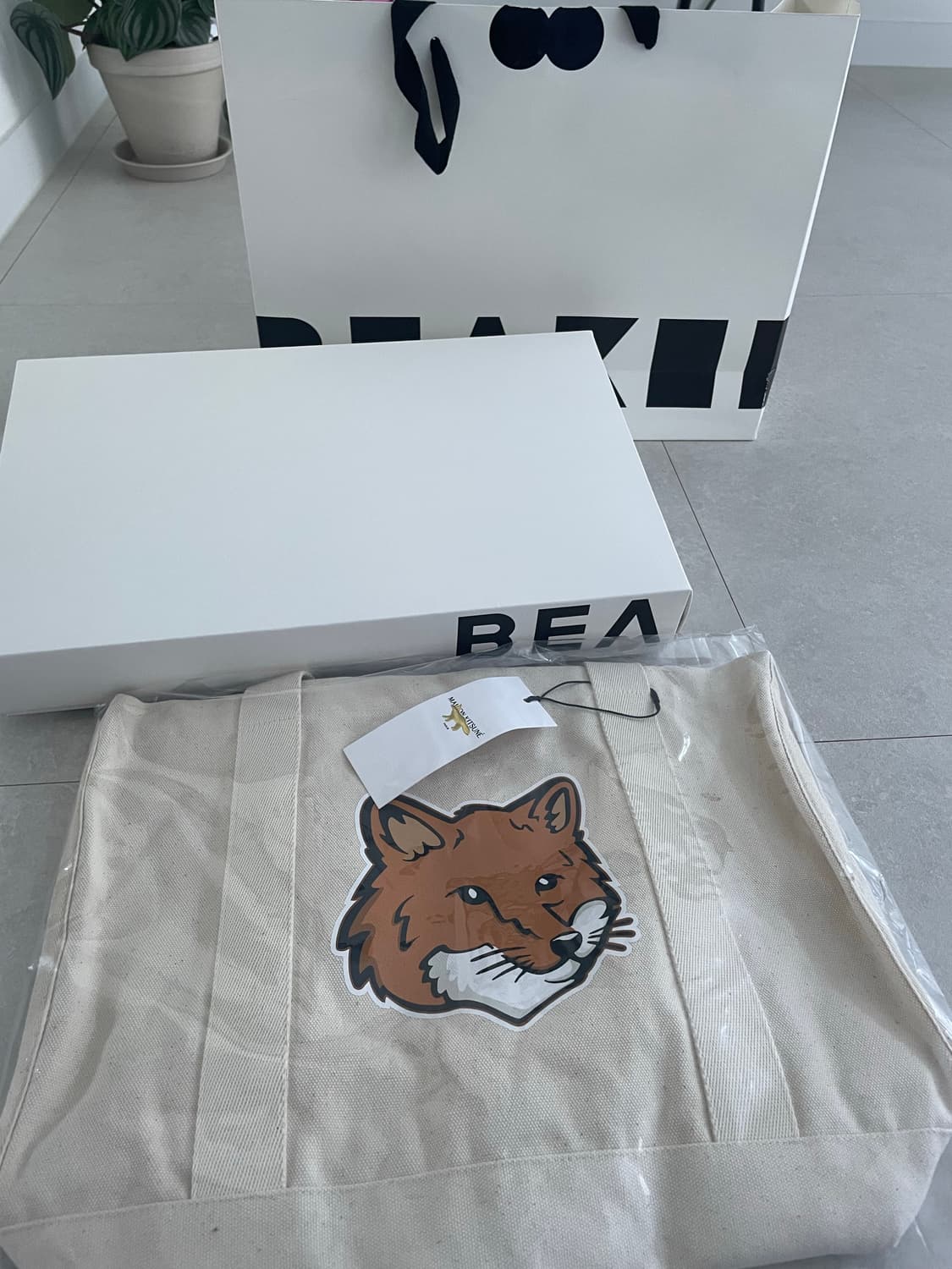 메종키츠네 에코백 상품이미지1