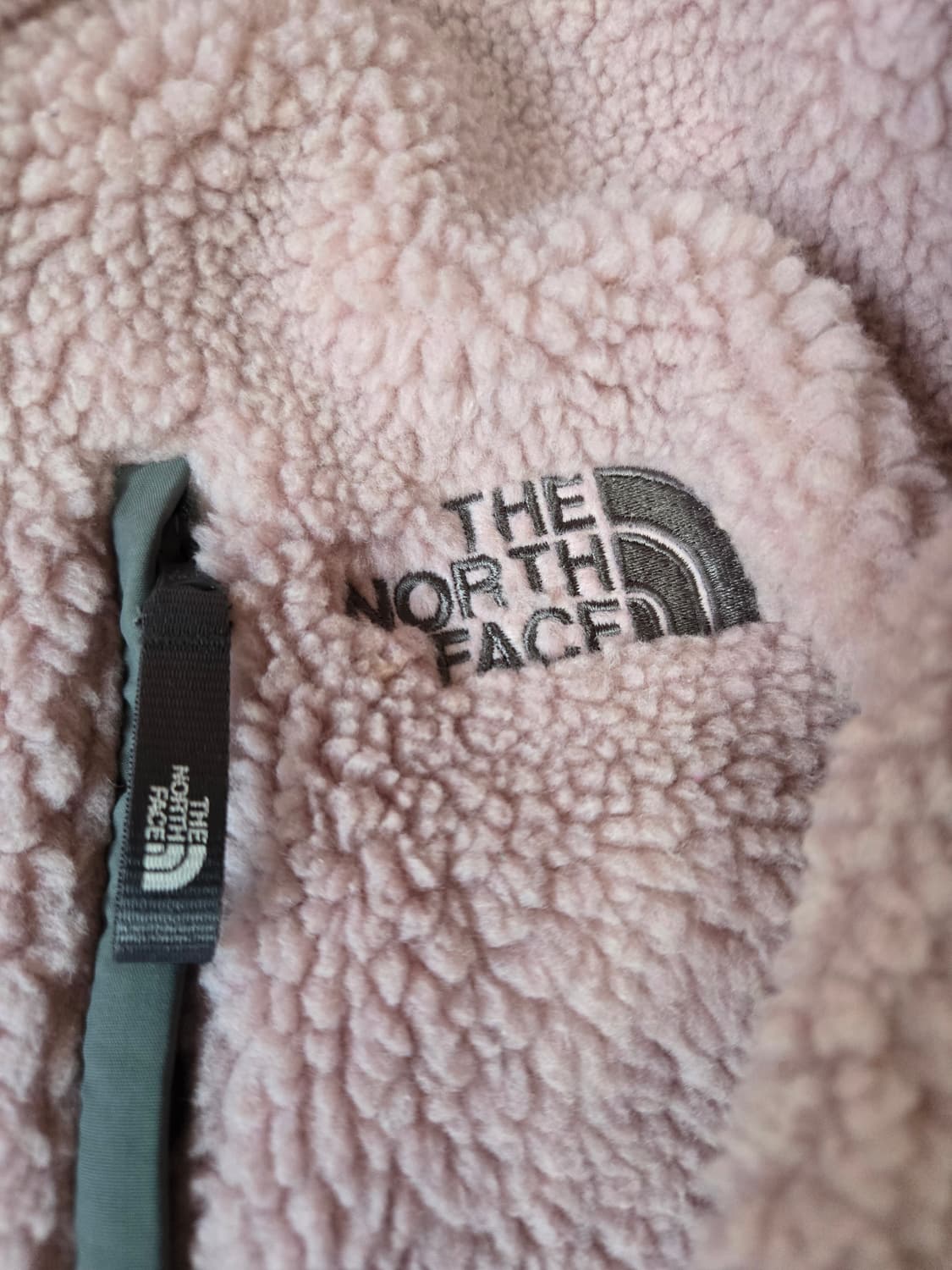 노스페이스 리모 화이트라벨 딸기우유 양털 후리스(남녀공용) 상품이미지6