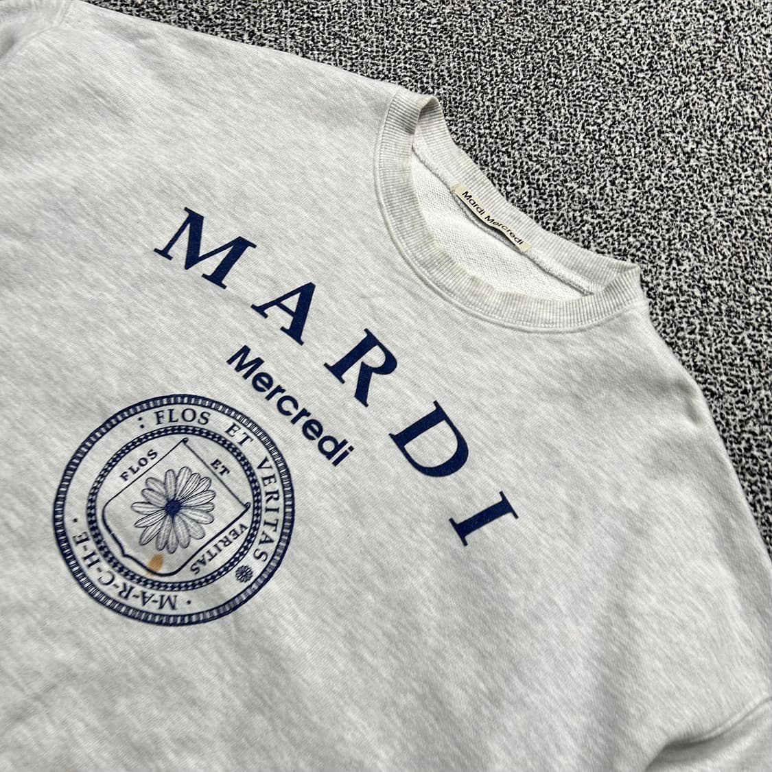 마르디(Mardi Mercredi)플로스 로고 그레이 맨투맨 상품이미지2