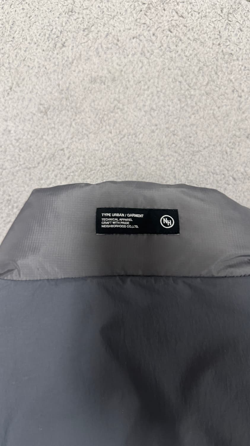 네이버후드 패딩 베스트 다크 그레이 xl 105 상품이미지5