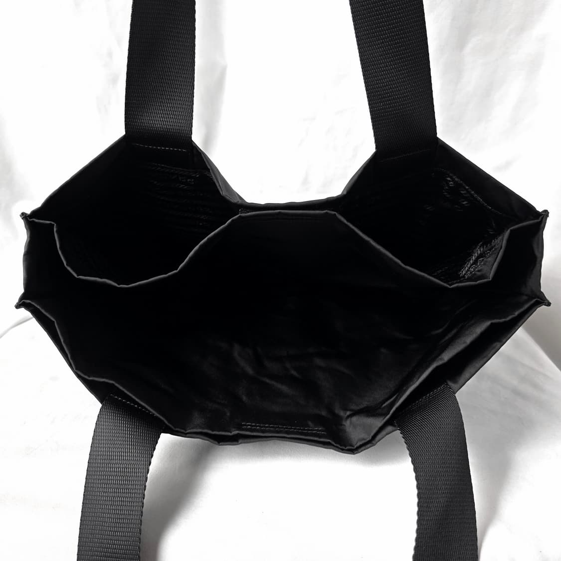 [정품 PRADA] 프라다 직사각 나일론 쇼퍼백 숄더백 라지 남녀공용 상품이미지4