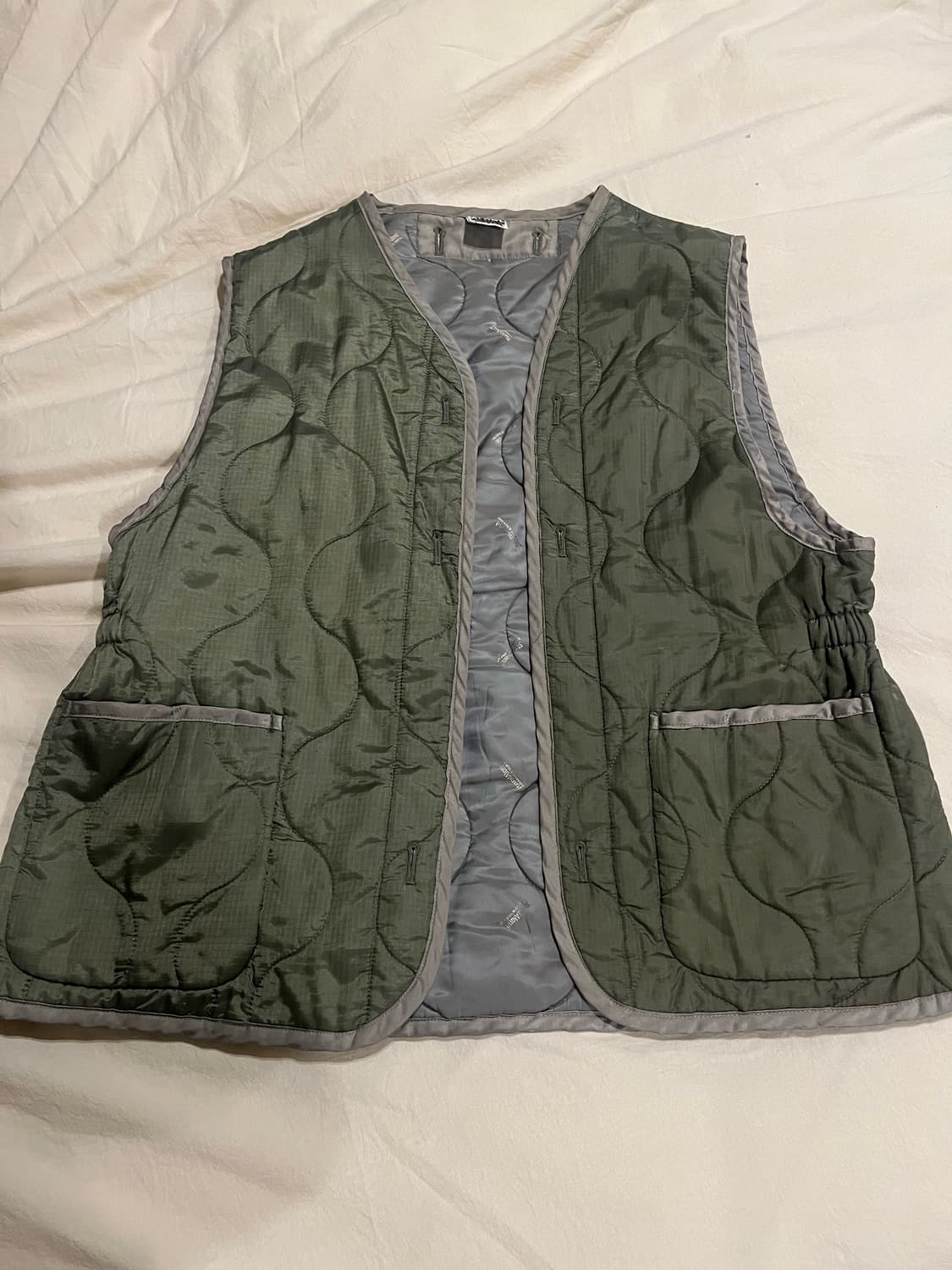 Stand alone스탠드 얼론 퀼팅 베스트 상품이미지1