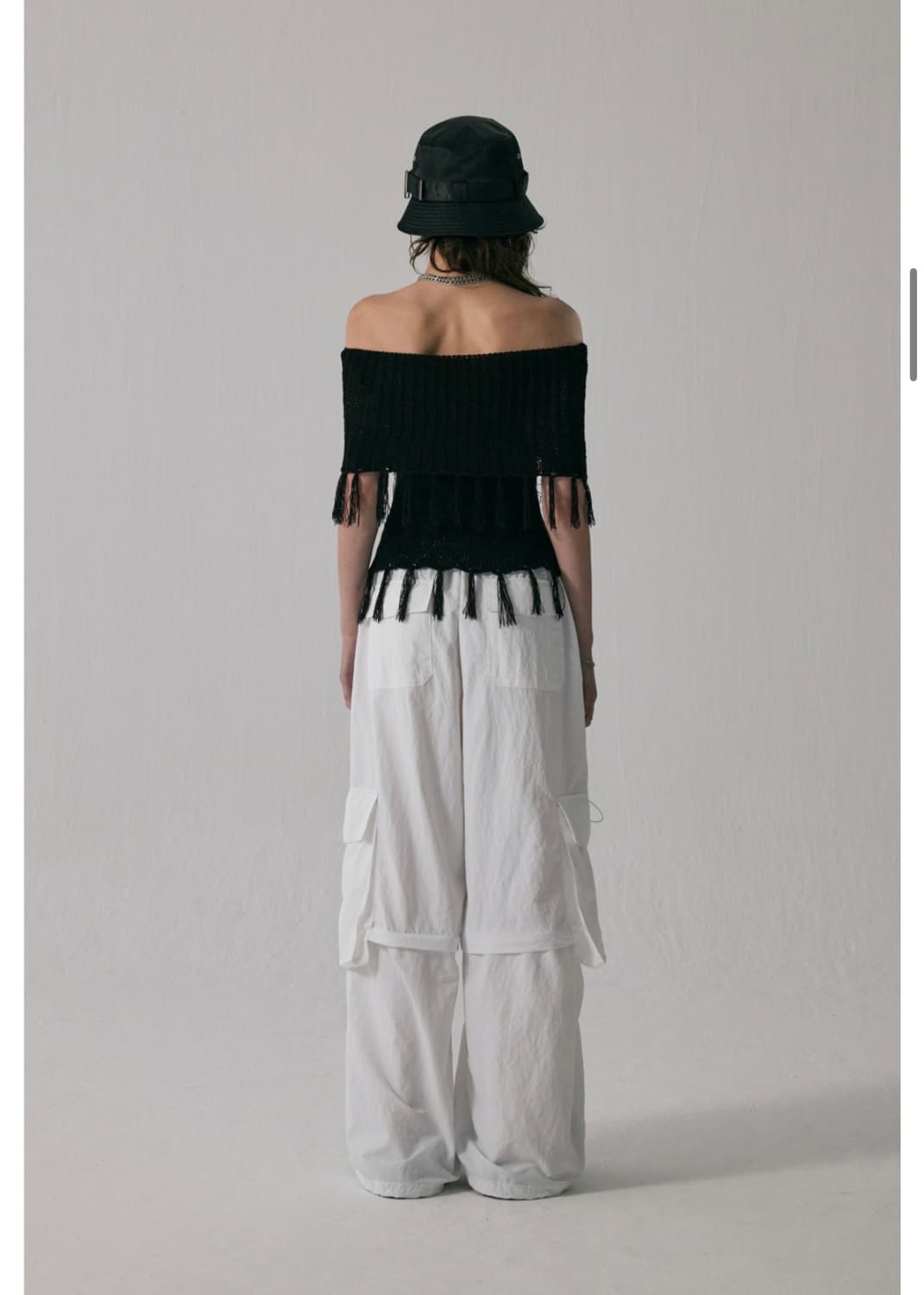 트리밍버드) Tassel Open Shoulder Knit BK F 상품이미지3