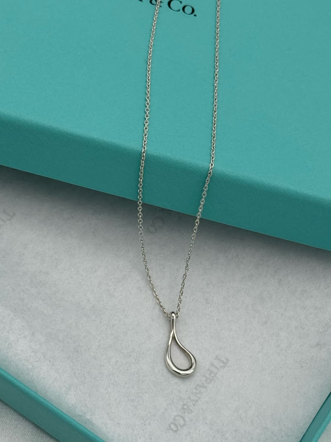 티파니앤코 오픈 티어 드롭 목걸이 상품이미지2