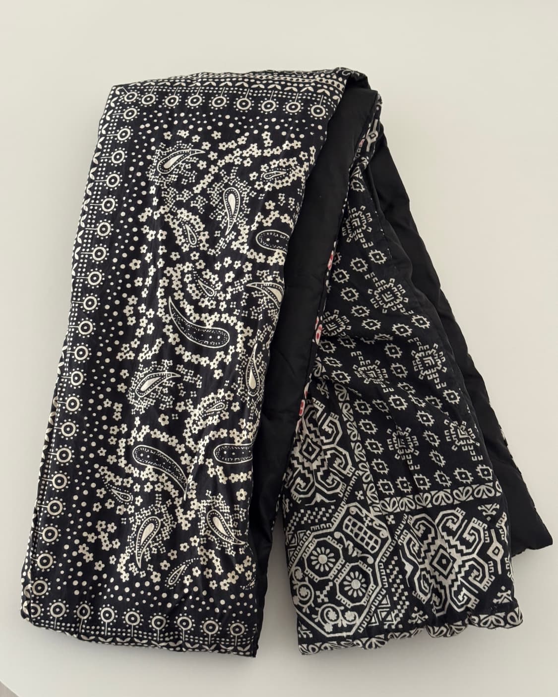 뉴즈리스 캐피탈맛 양면 덕 다운 스카프 상품이미지8