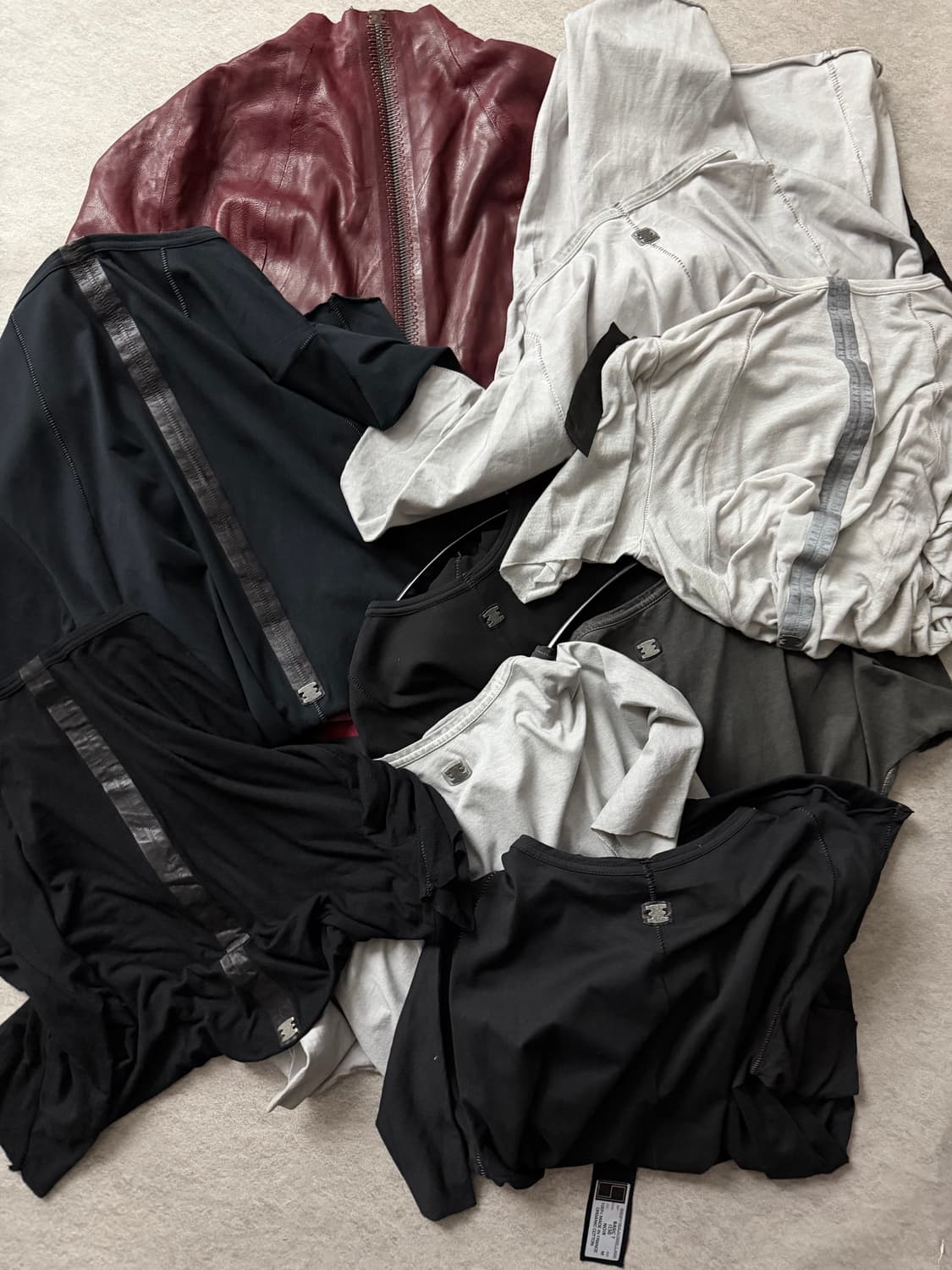 Isaac sellam Preview 상품이미지1