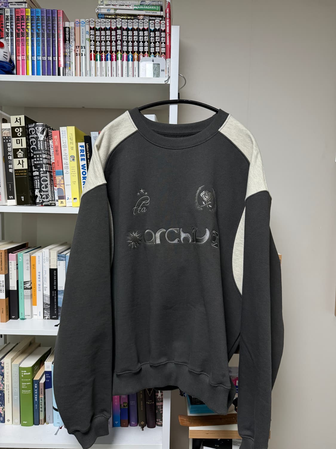 토우토우 아카이브 맨투맨 상품이미지1