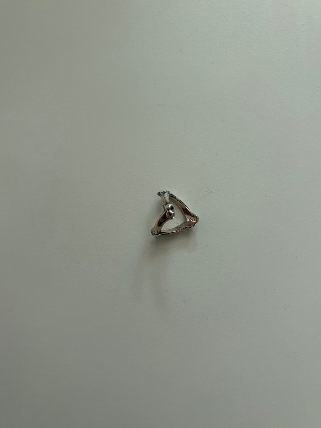 [US8] 솔로이스트 본쉐이프 빅토리링 상품이미지1