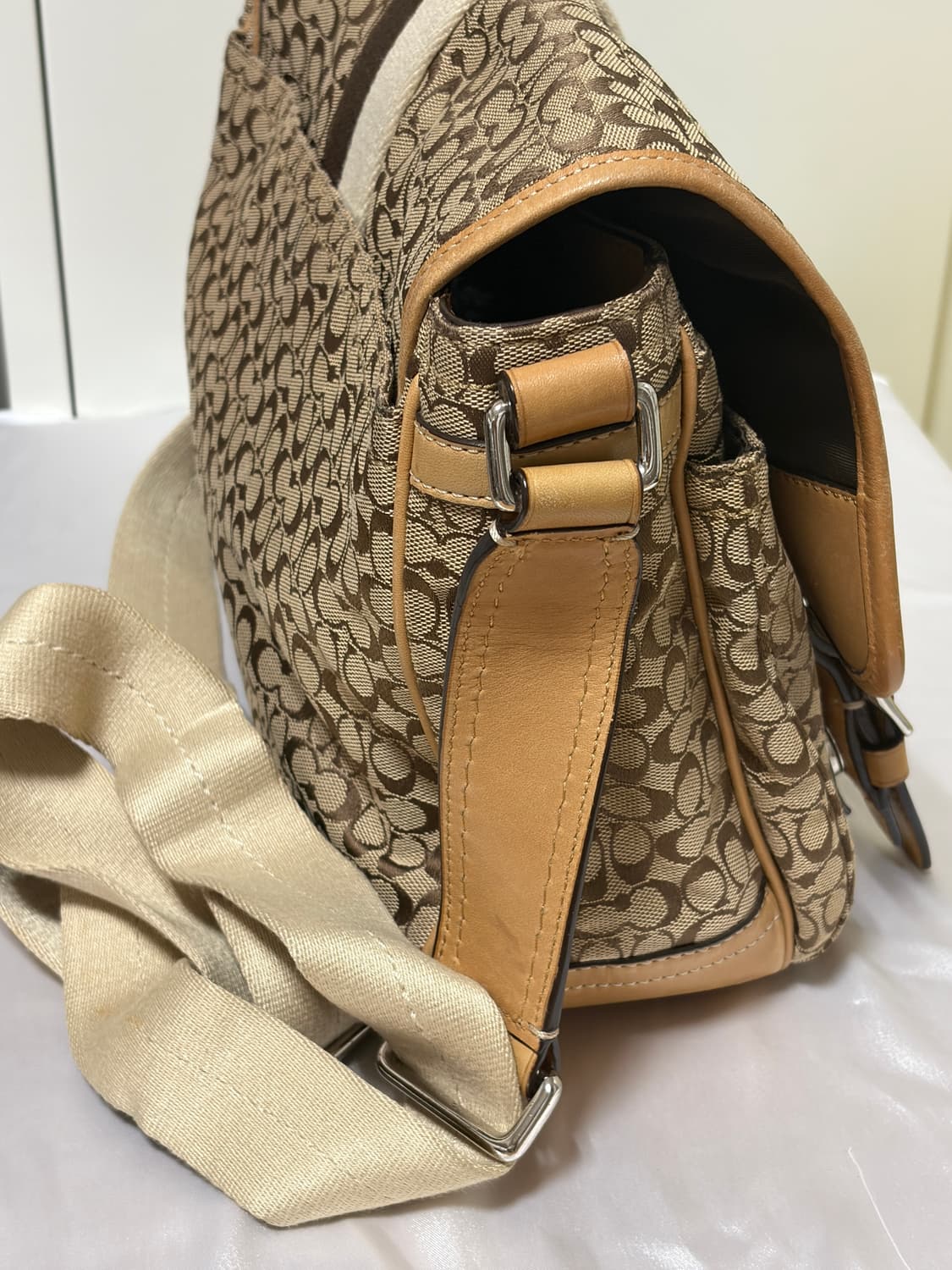 코치 크로스백 상품이미지2