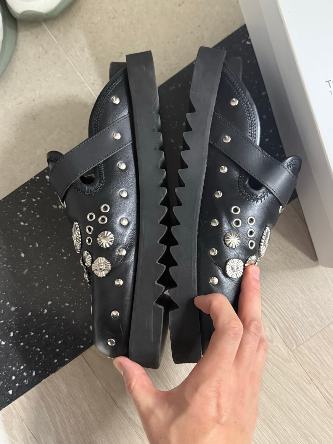 토가 비릴리스 뮬 44 상품이미지2