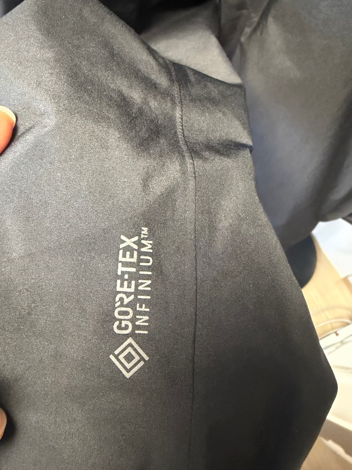 아크테릭스 솔라노 논후디 상품이미지4